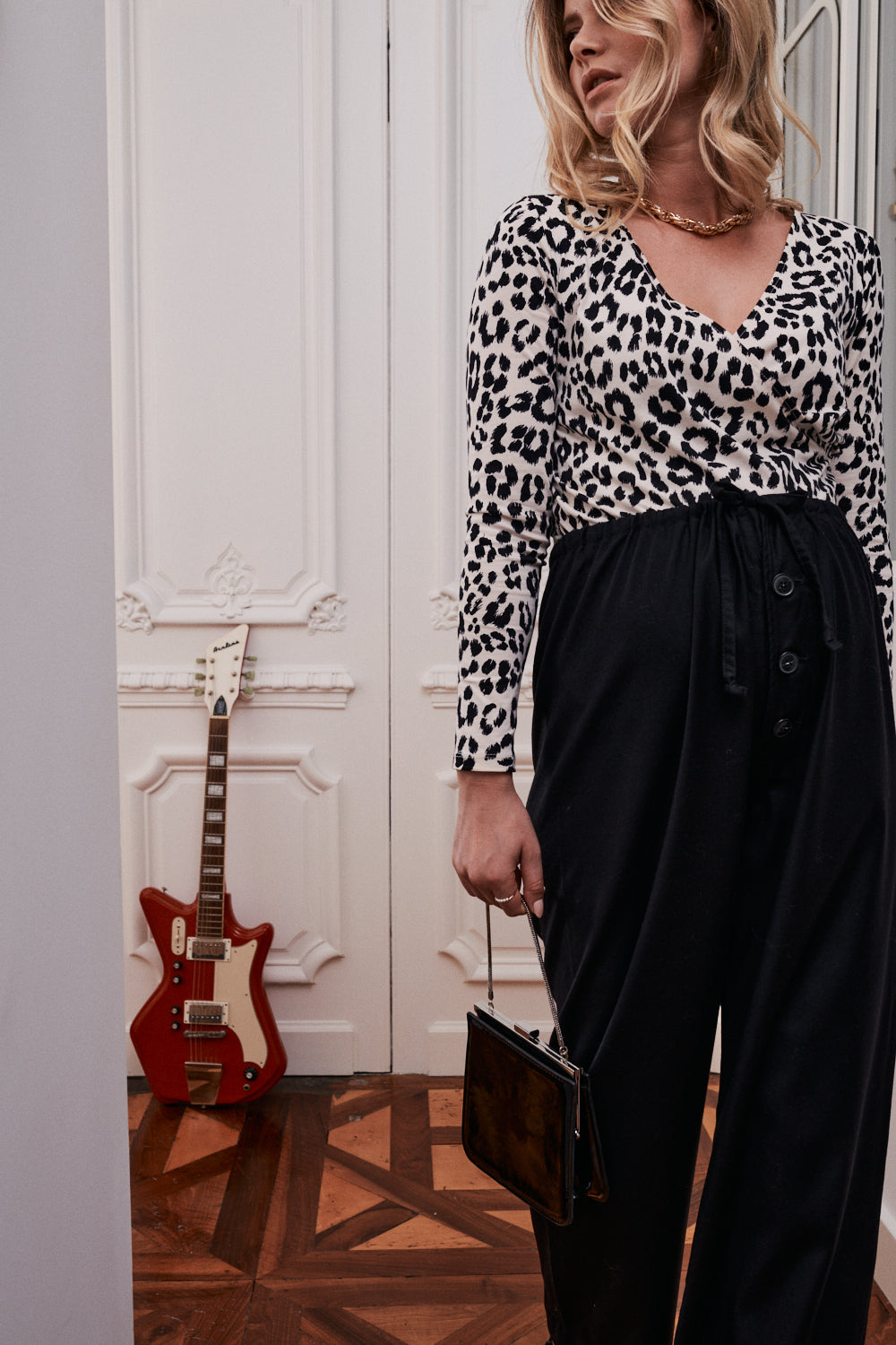 Body de grossesse Baccara Léopard avec pantalon et sac