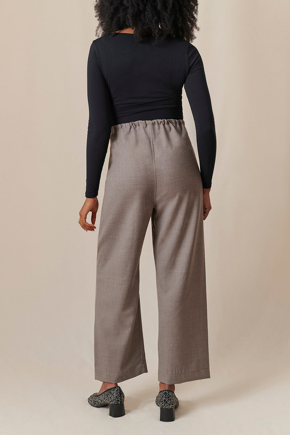 pantalon de grossesse BANKS Grège de dos